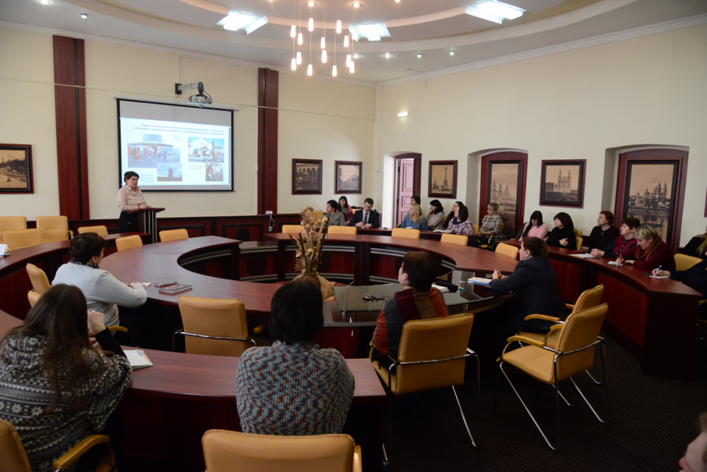 Round Table Conference “Communicative Practices of Actualization of Monuments of the Book Culture”. Museum of the Belarusian Book-printing, Polack, September 10, 2020.